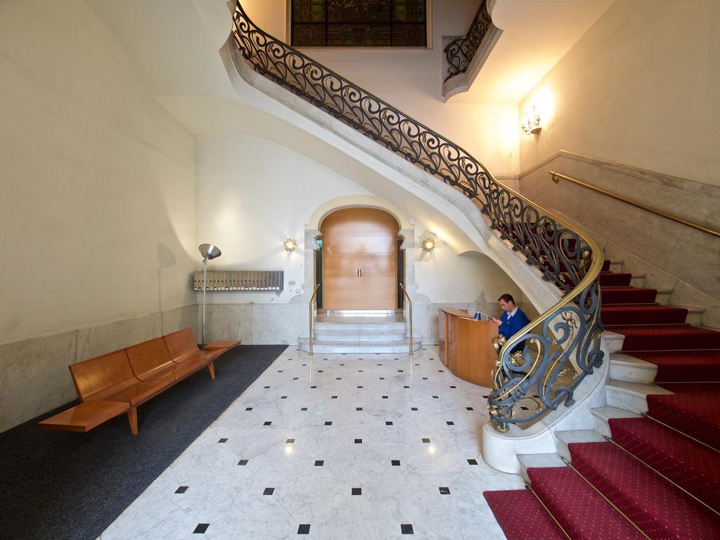 Paseo De Gracia Design Apartment Barcelona Bagian luar foto