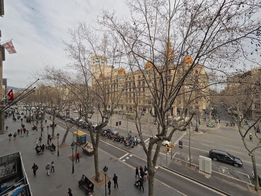 Paseo De Gracia Design Apartment Barcelona Bagian luar foto