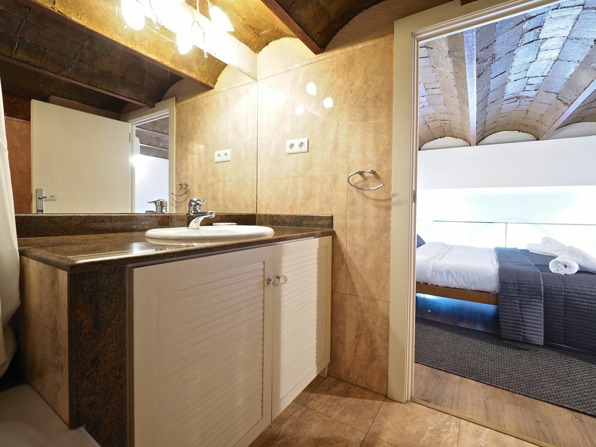 Paseo De Gracia Design Apartment Barcelona Bagian luar foto